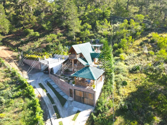 Villa de renta en constanza