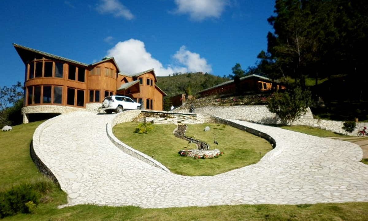 6195c89b-9d1e-40ff-81b7-403cda61a068